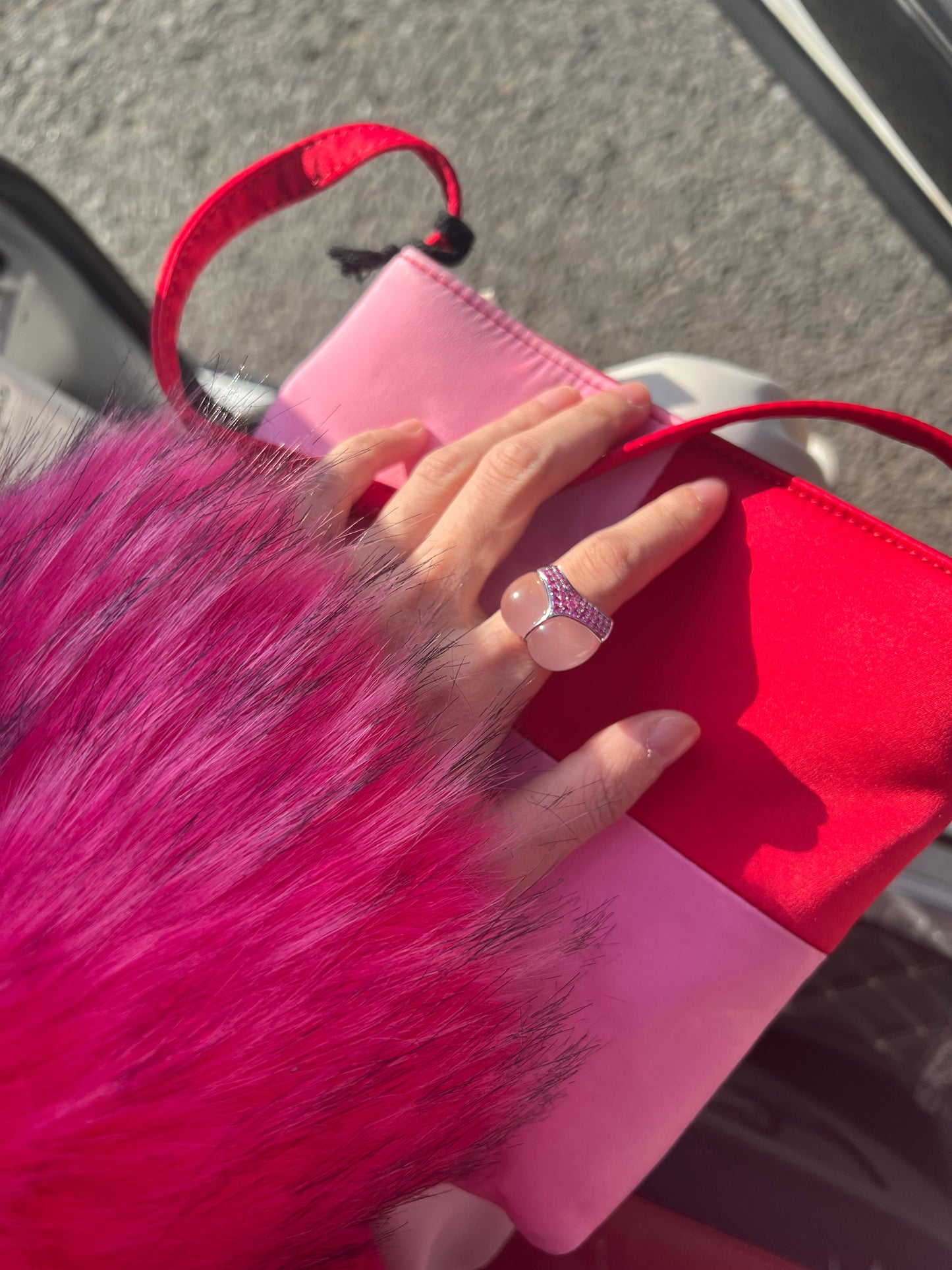 Booty Ring in 18k gold with rose quartz and ruby