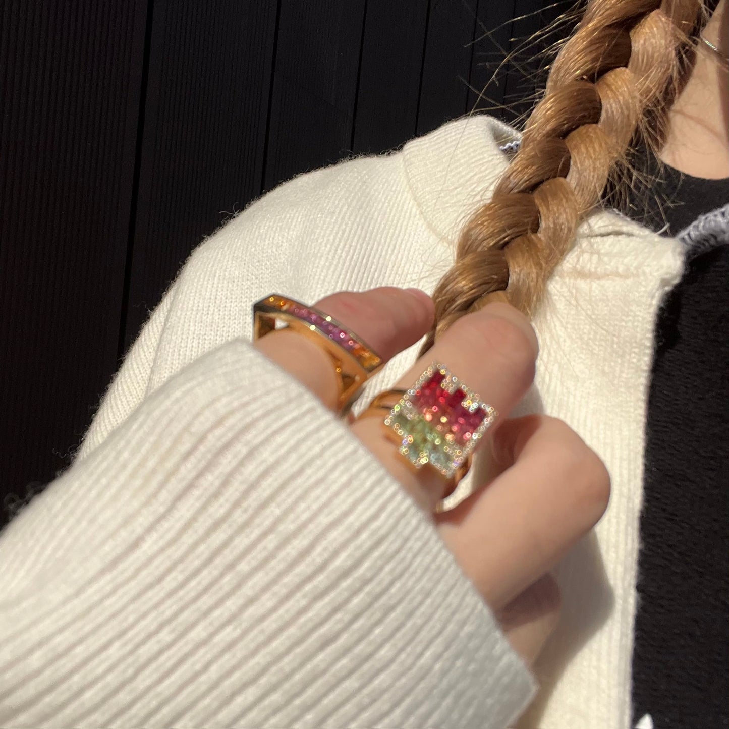 Fancy color sapphire baguette ring in 18k yellow gold