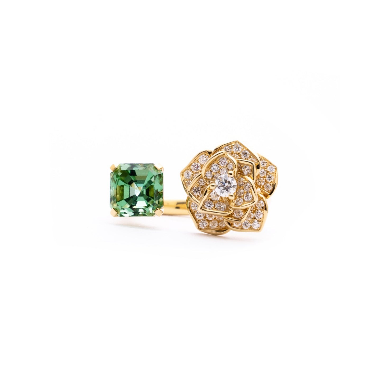 Tourmaline rose ring in 18k yellow gold with diamond