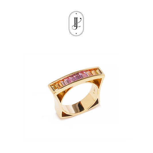 Fancy color sapphire baguette ring in 18k yellow gold