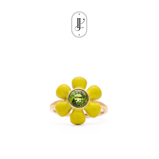 Flower shape enamel green tourmaline ring in 18k god